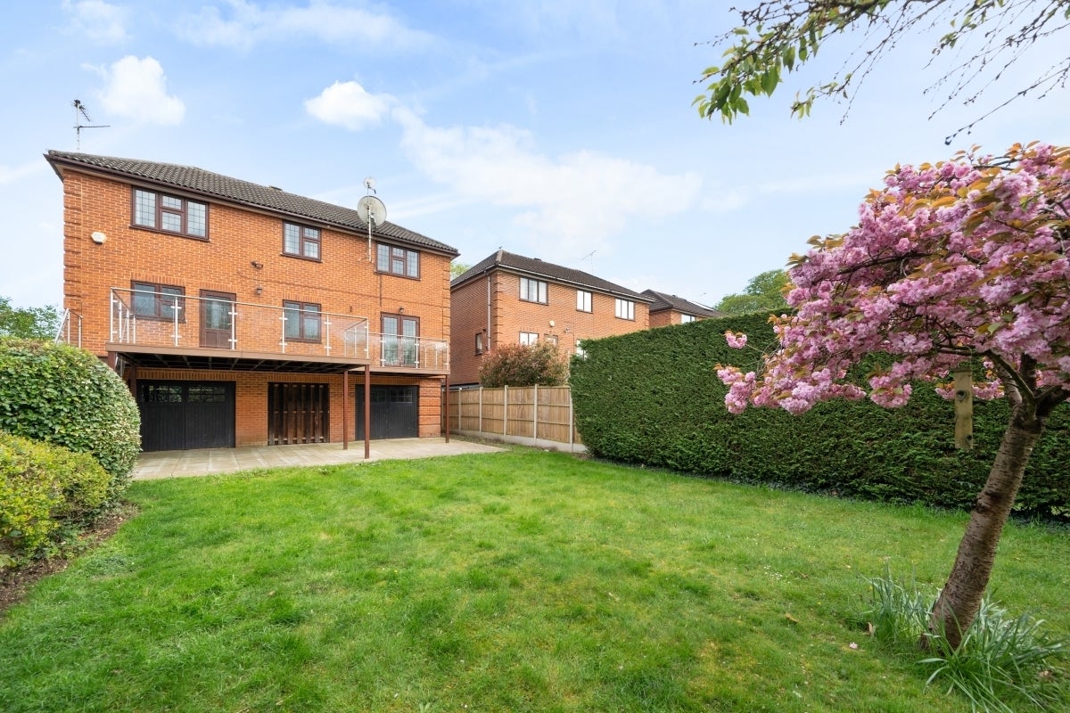 House Clappers Meadow in Maidenhead