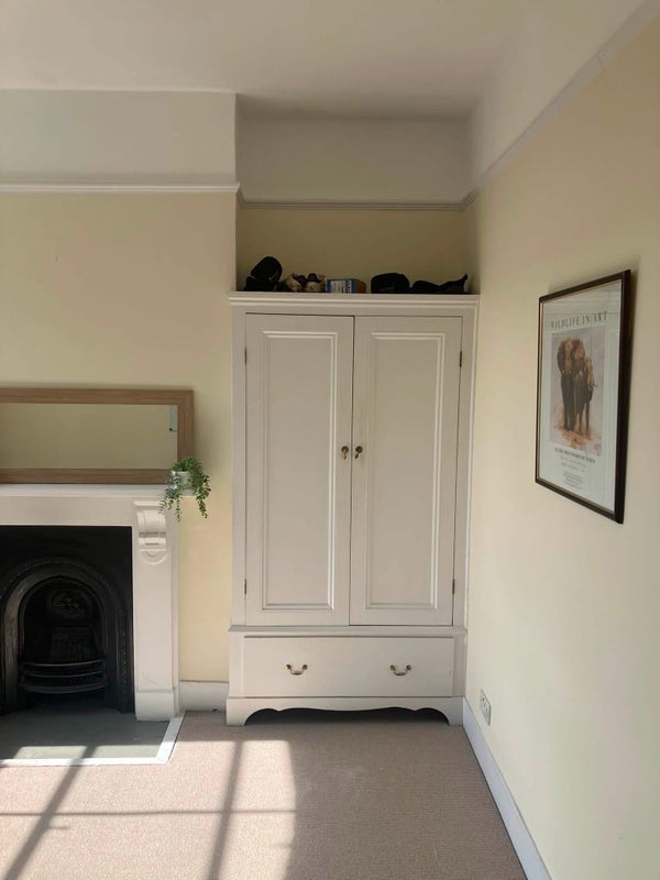 Room Leathwaite Road in Greater London