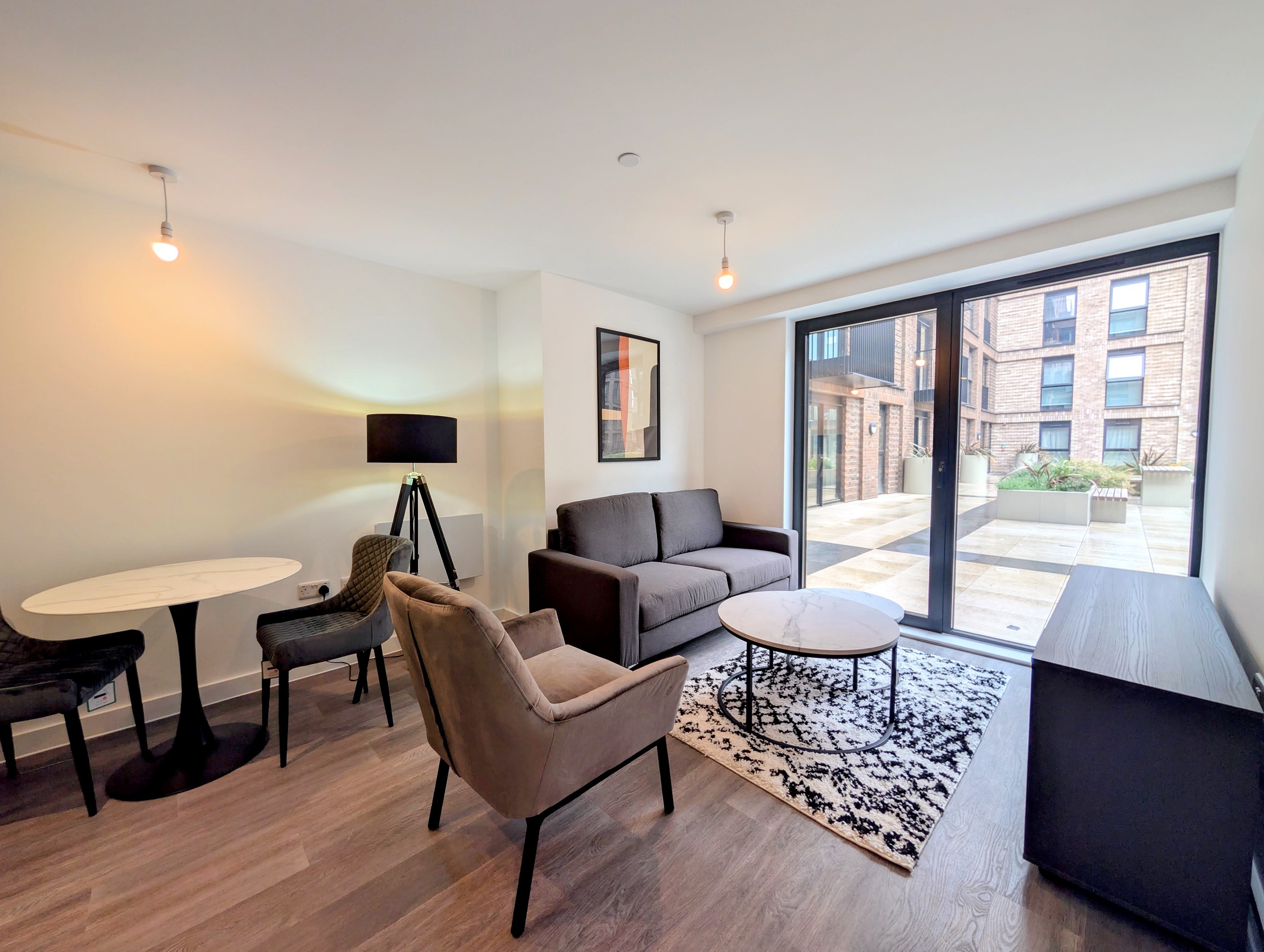 Flat Ordsall Lane in Salford