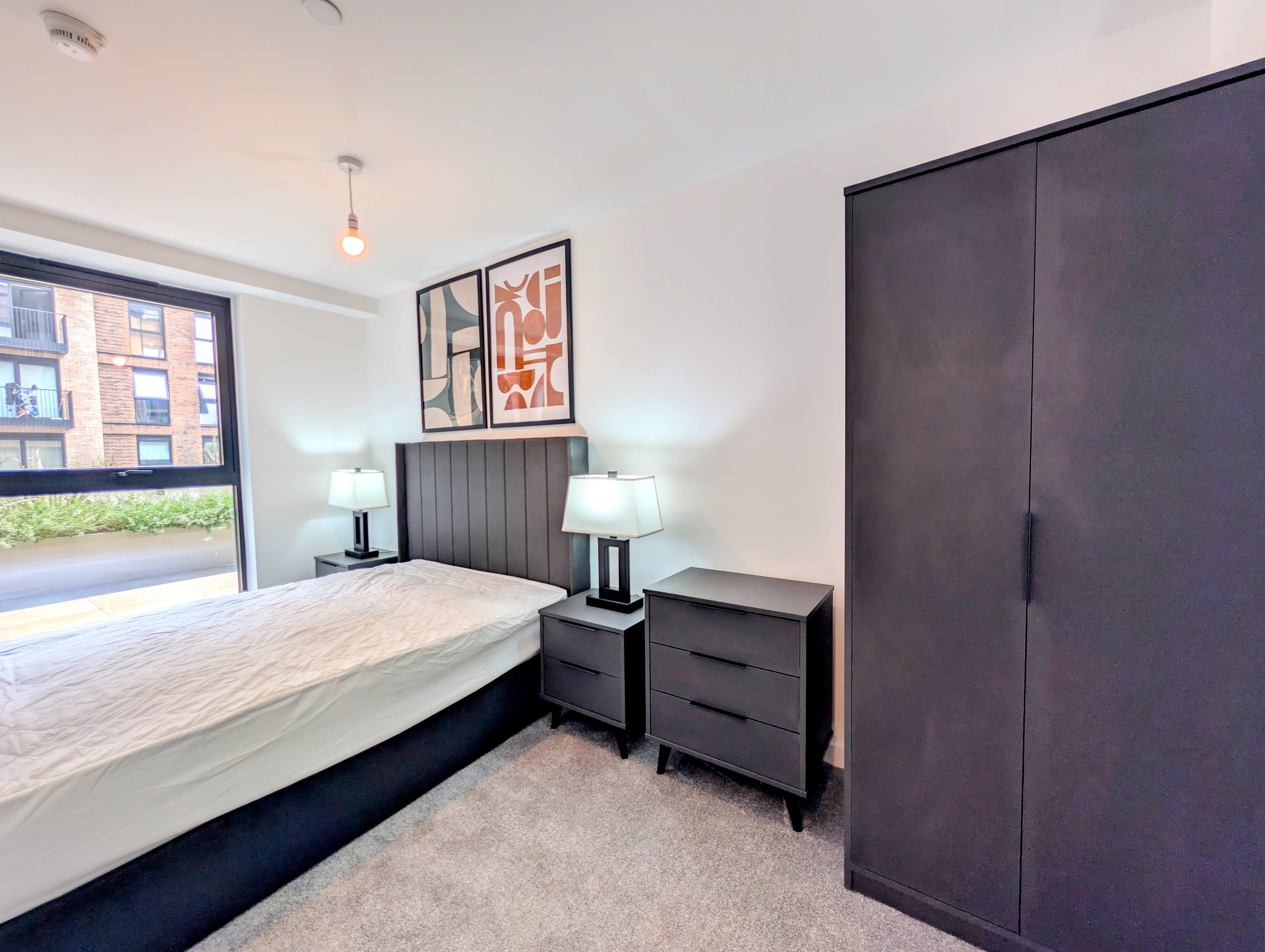 Flat Ordsall Lane in Salford