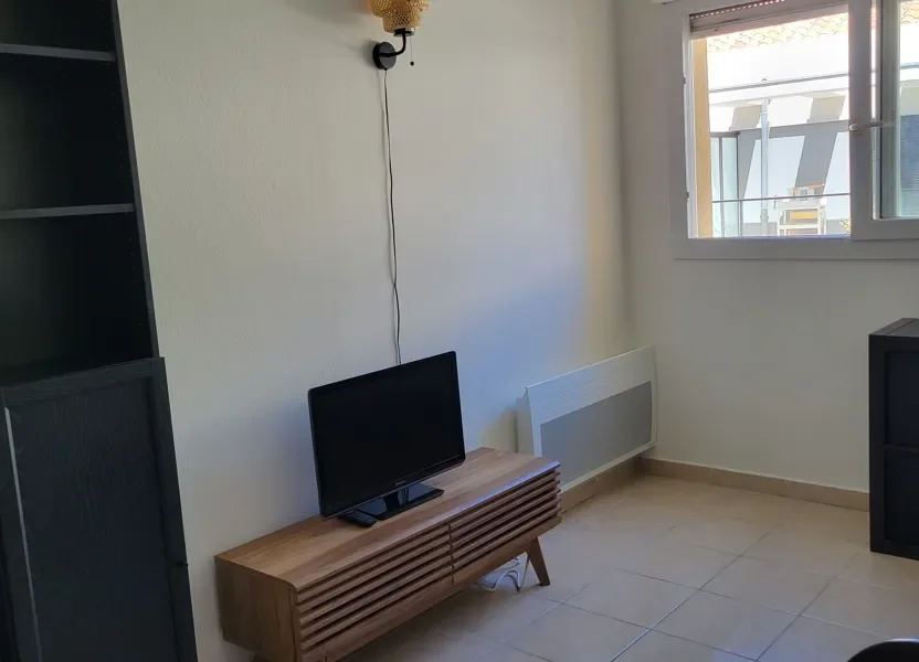 Chambre Avenue Cyrnos à Nice