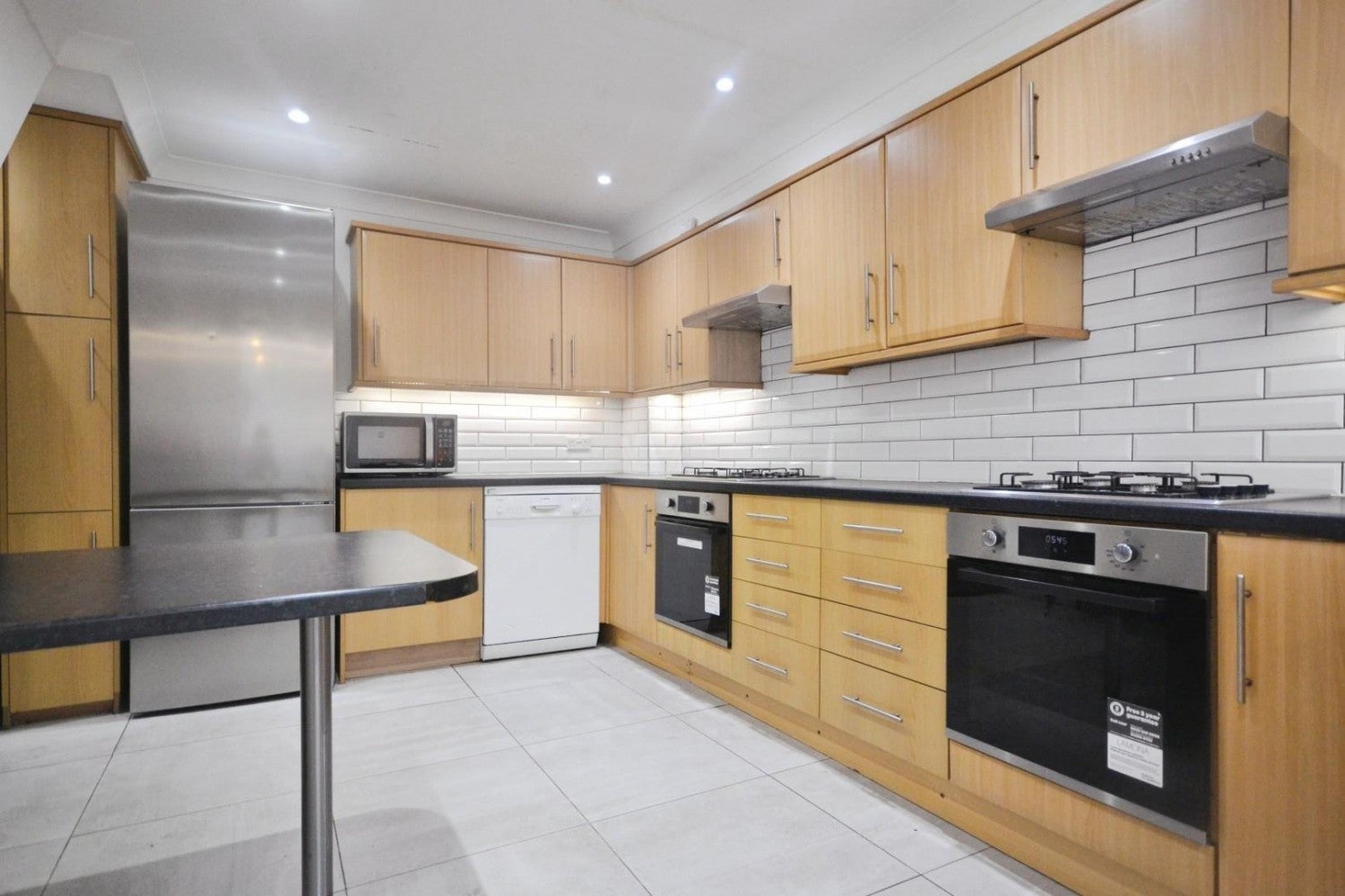 Flat Granby Gardens in Reading
