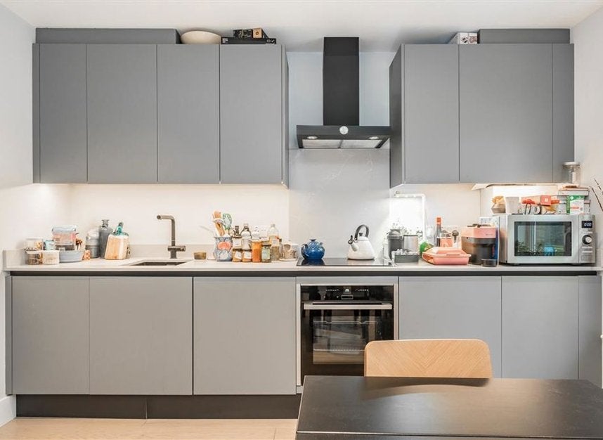 Flat Berwick Street in City of Westminster