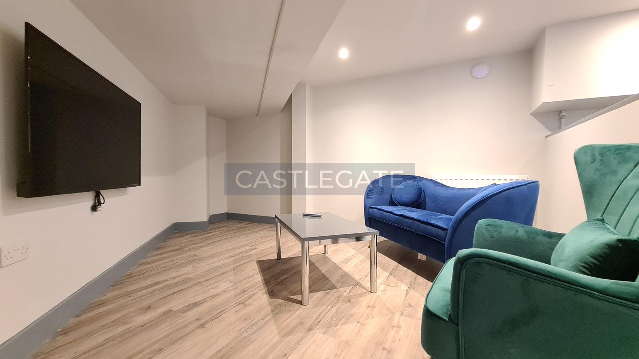 Room New Street in Kirklees