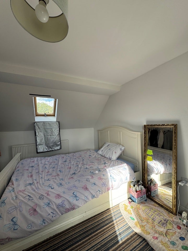 Room Woodside in Watford