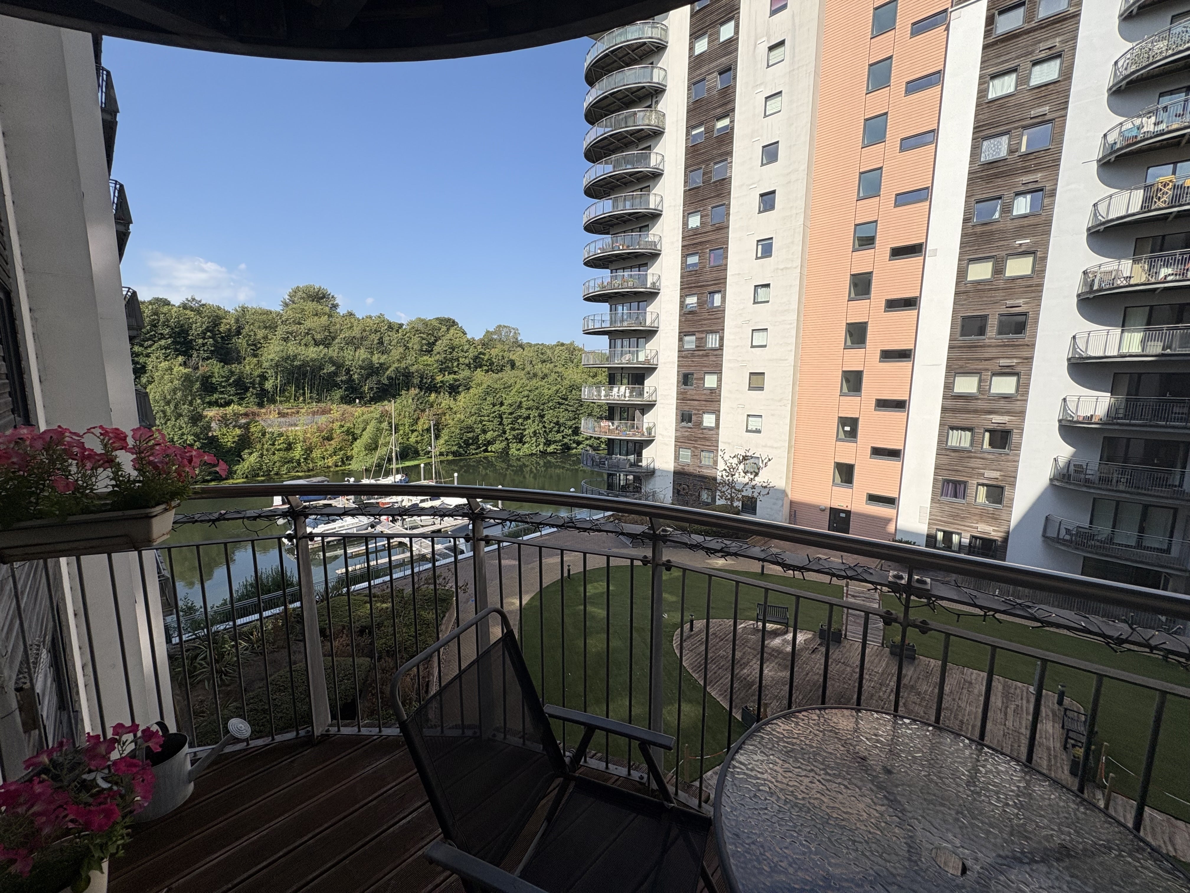 Flat Cogan Spur in Cardiff