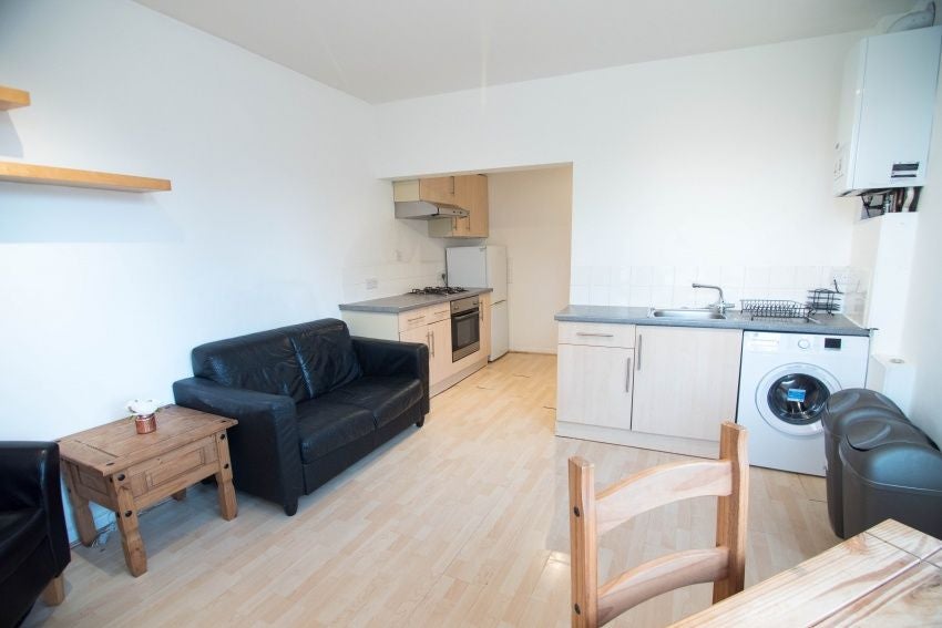 Flat Onslow Road in Sheffield