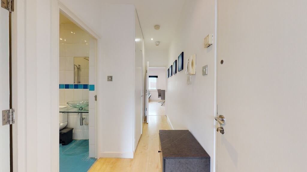 Flat Lisson Grove in City of Westminster