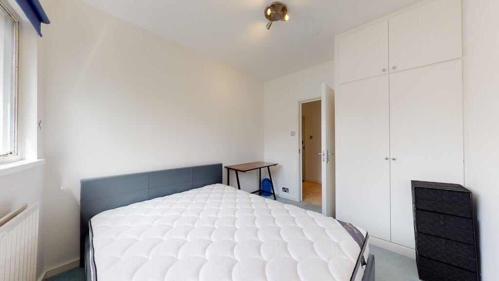 Flat Lisson Grove in City of Westminster