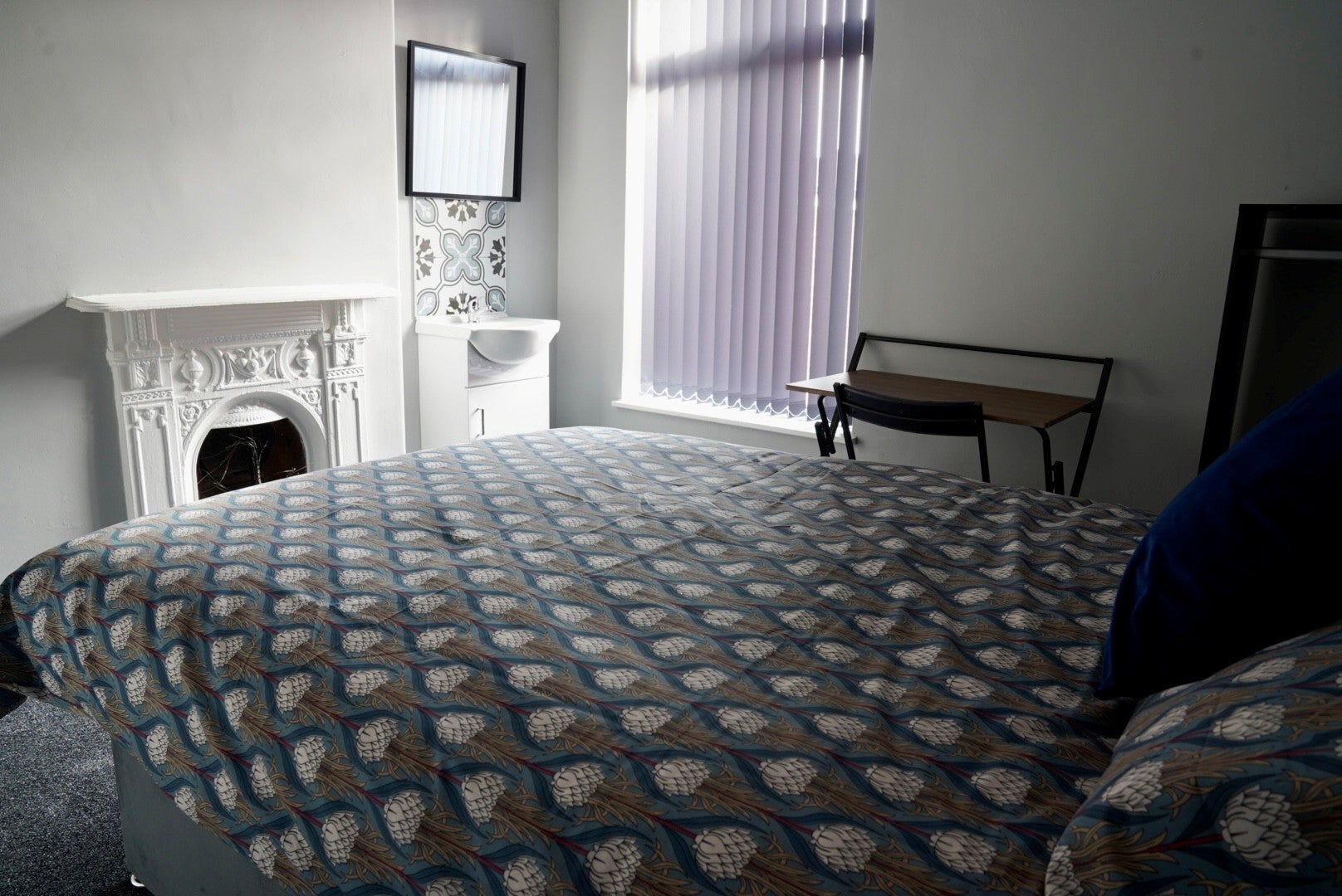 Room Queens Gate Street in Hull
