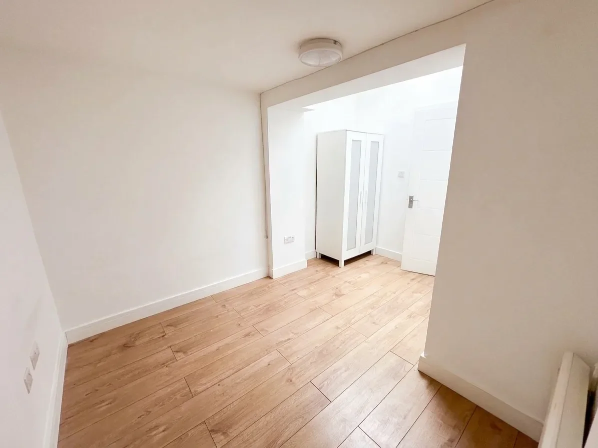 Flat Zion Place in Gravesham