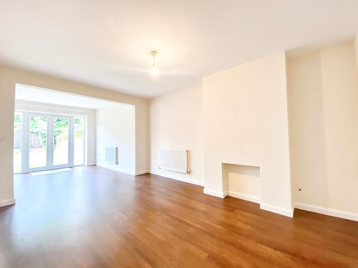 House Rossall Close in Greater London