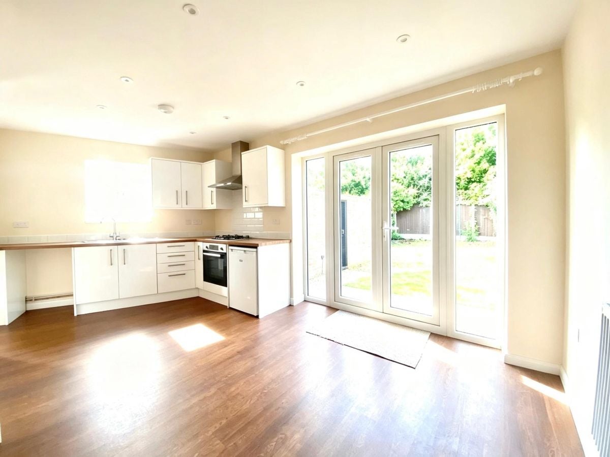 House Rossall Close in Greater London