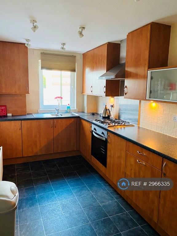 Flat Chesser Avenue in City of Edinburgh