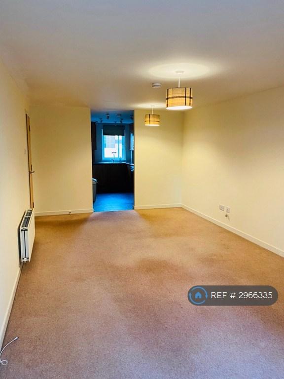 Flat Chesser Avenue in City of Edinburgh