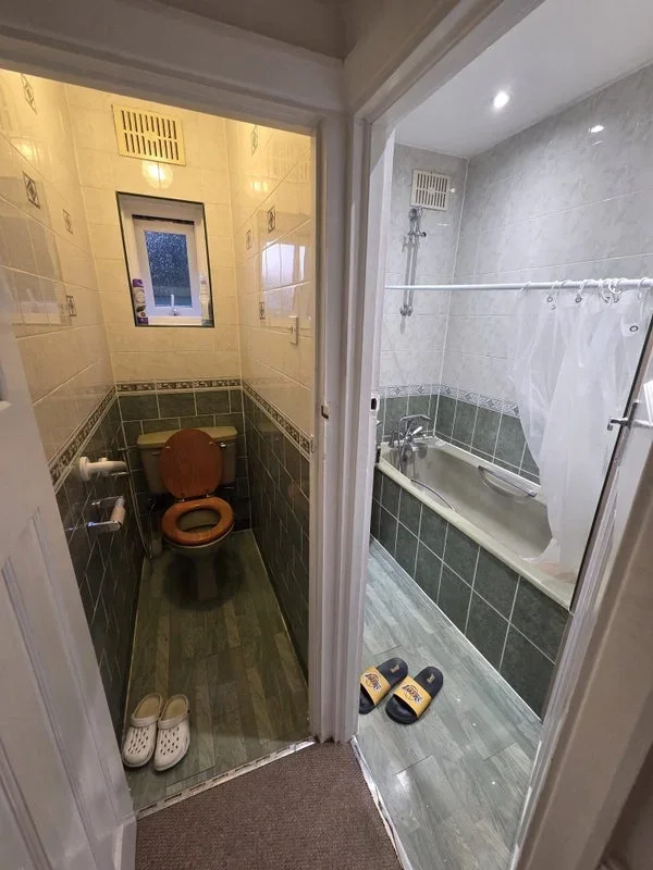 Room Aldborough Road South in Greater London
