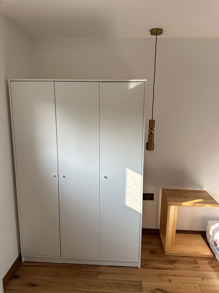 Room Victoria Avenue in Greater London