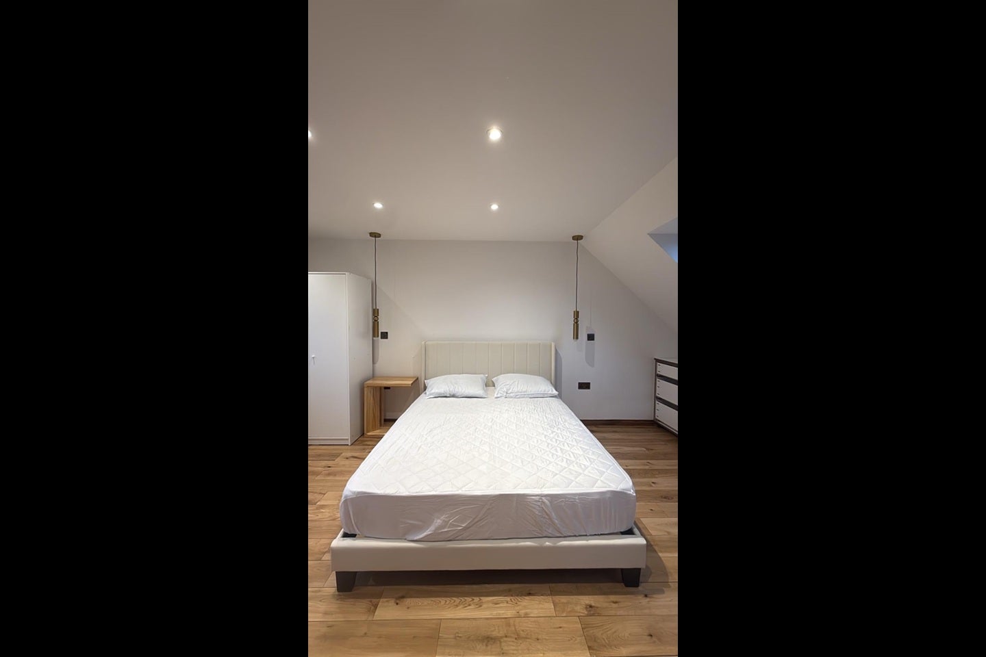 Room Victoria Avenue in Greater London