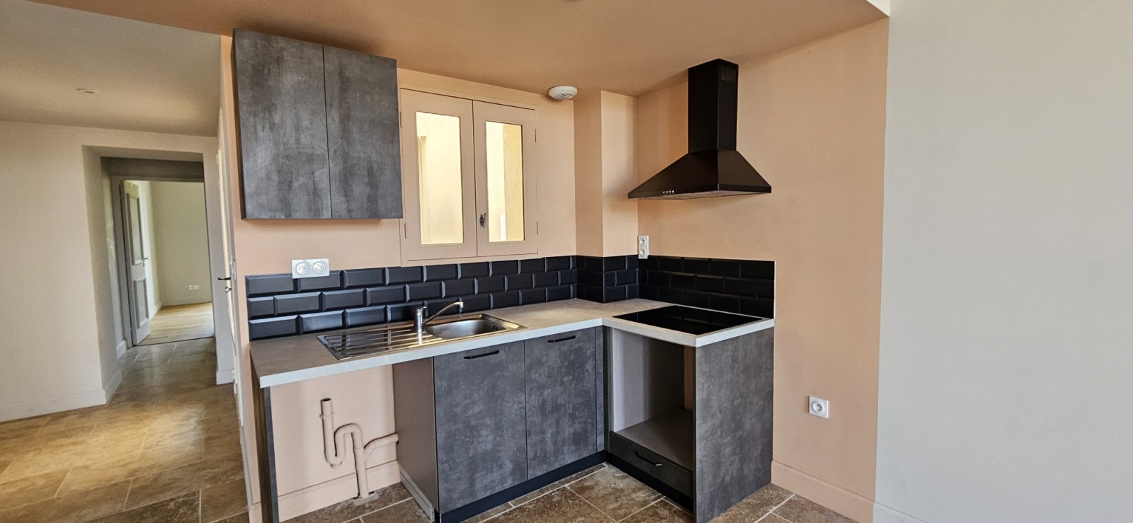 Appartement Avenue Feuchères à Nîmes