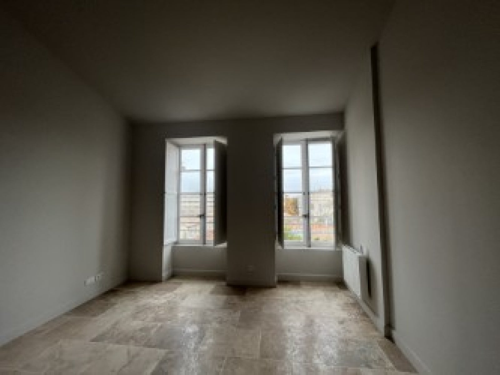 Flat Avenue Feuchères in Nîmes