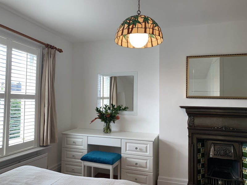 Room Rusthall Avenue in Greater London
