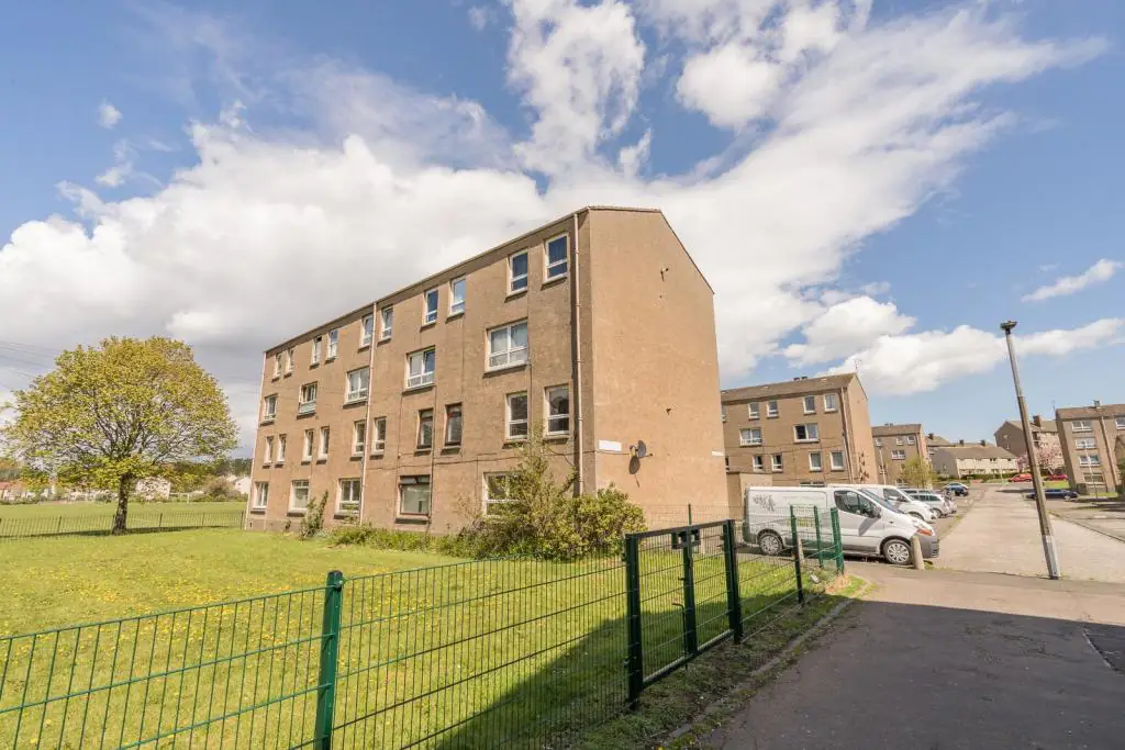 Flat Oxgangs Drive in City of Edinburgh