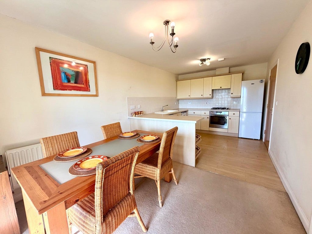 Flat Wyndley Close in Birmingham