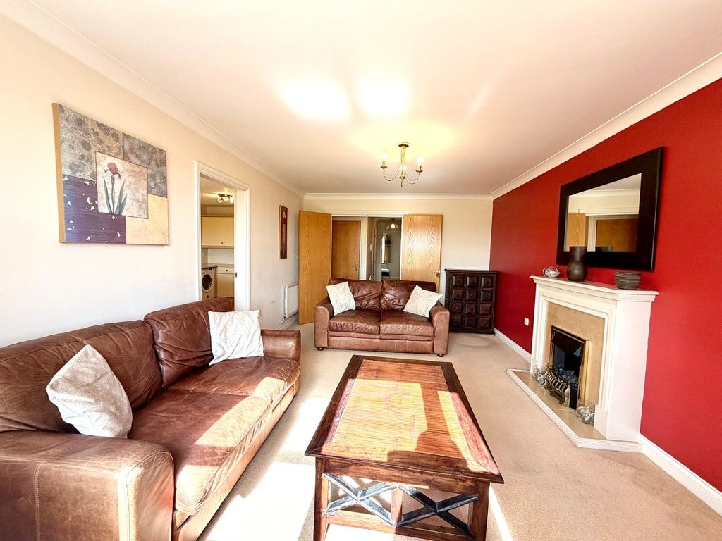 Flat Wyndley Close in Birmingham