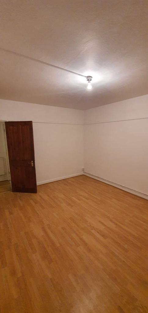 Room Roman Road in Greater London