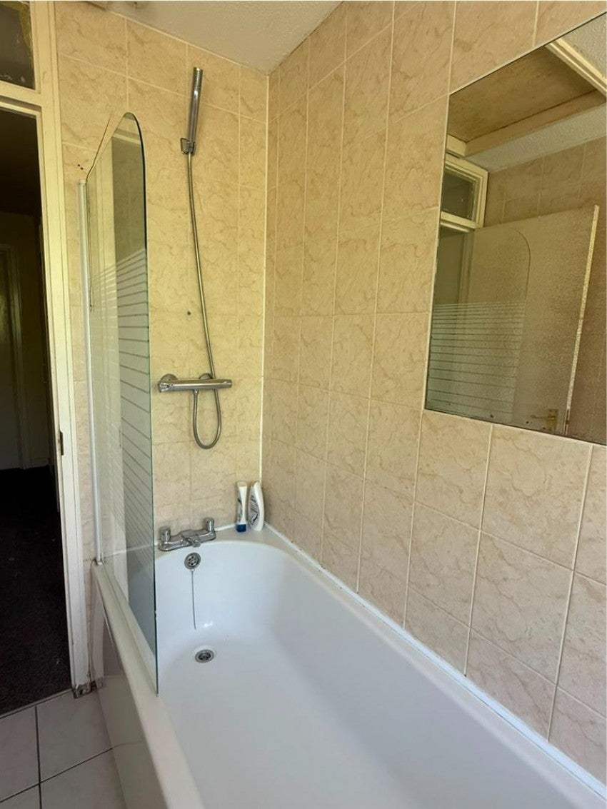 Room Bradwell Common Boulevard in Milton Keynes