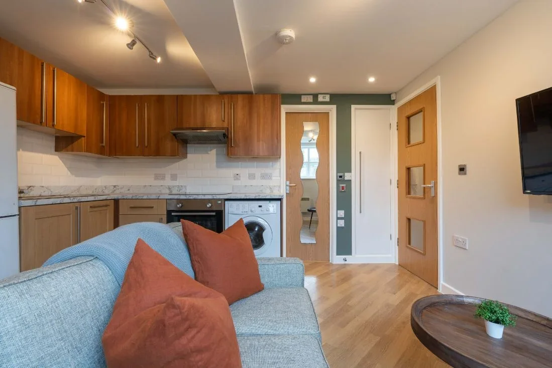 Flat Jesmond Road in Newcastle upon Tyne