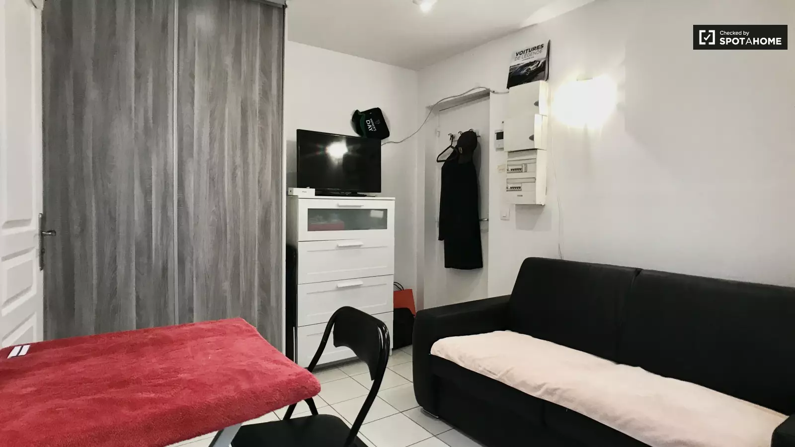 Room Passage Alexandrine in Paris