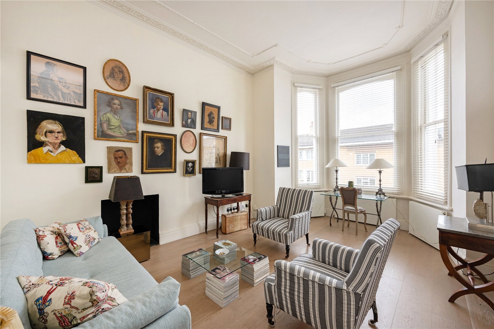 Flat Redcliffe Square in Greater London