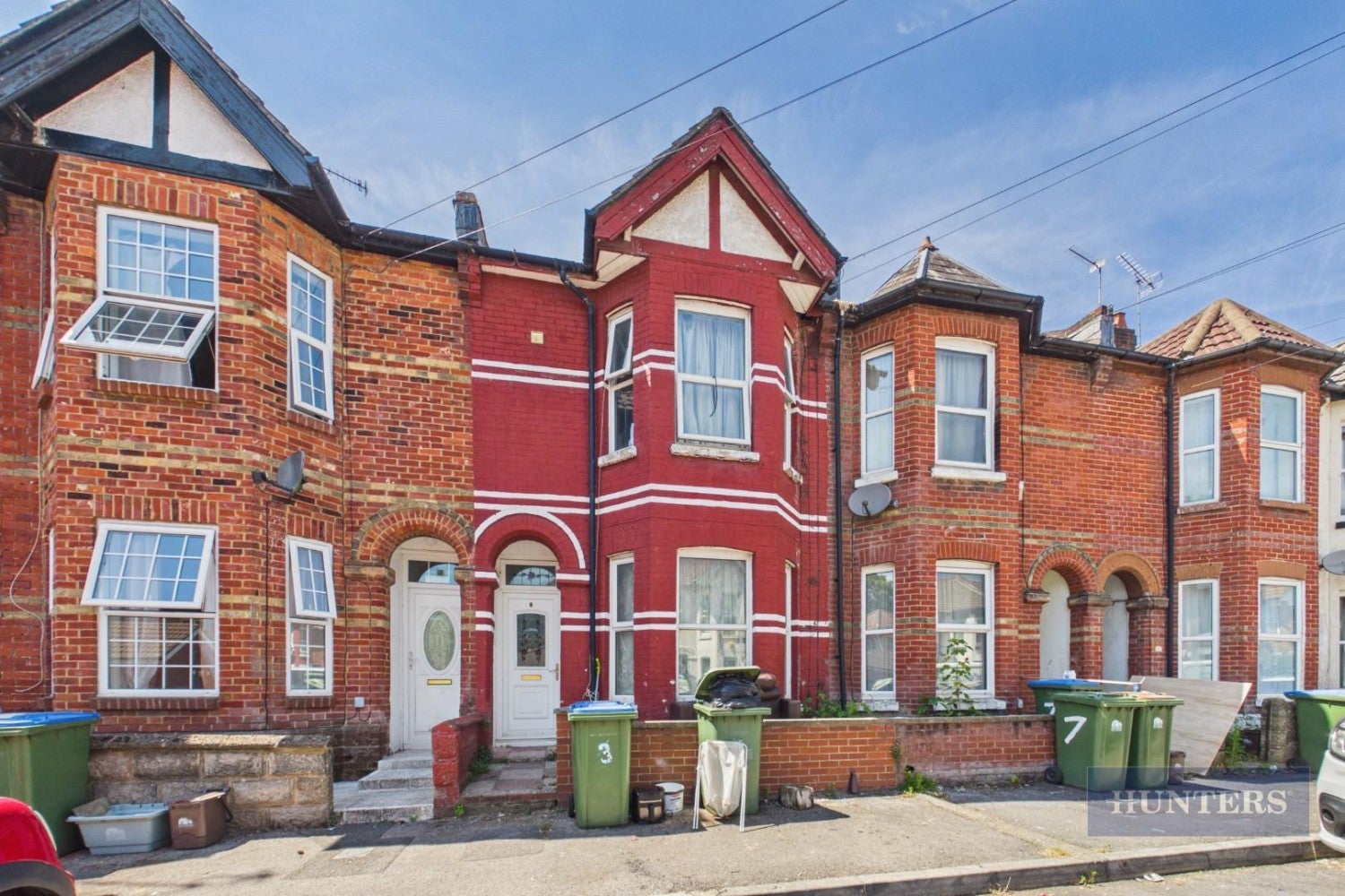 Flat Thackeray Road in Southampton