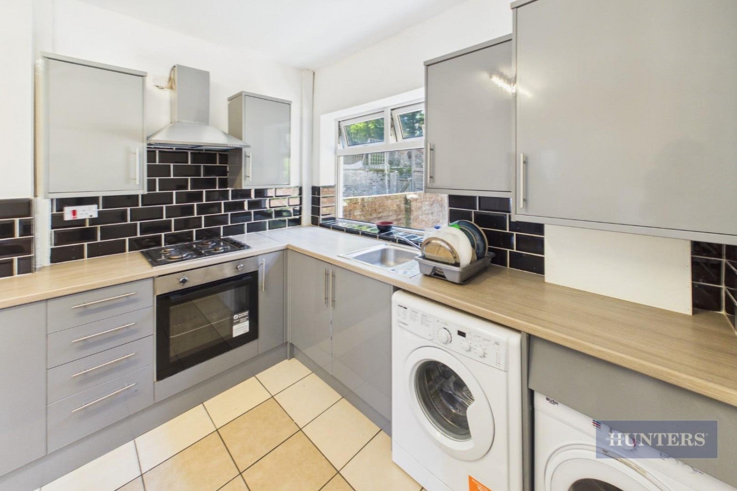 Flat Thackeray Road in Southampton