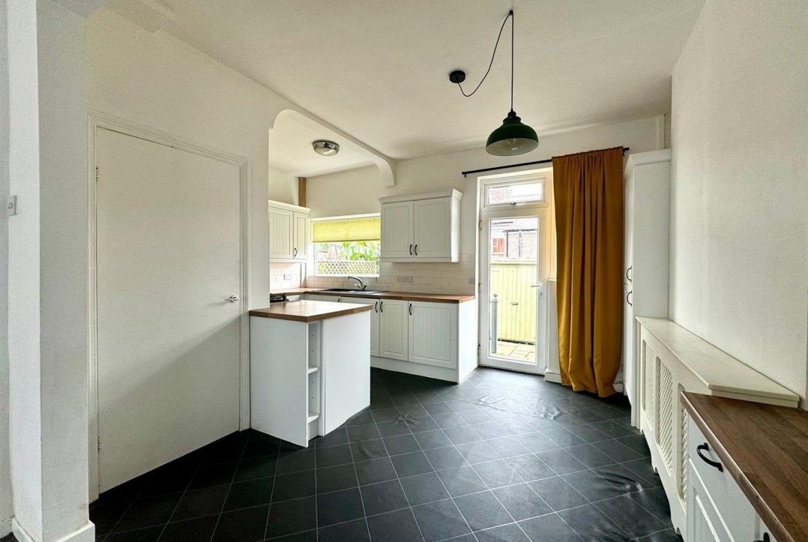 House Olive Road in Neston