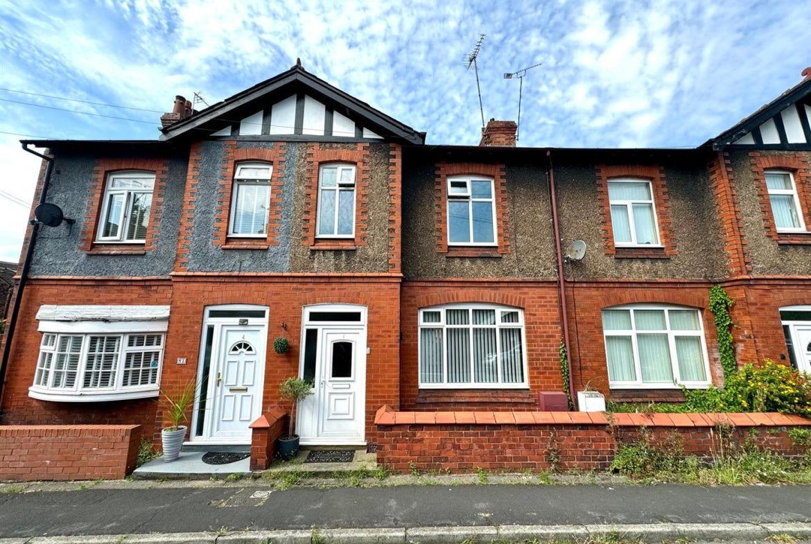 House Olive Road in Neston