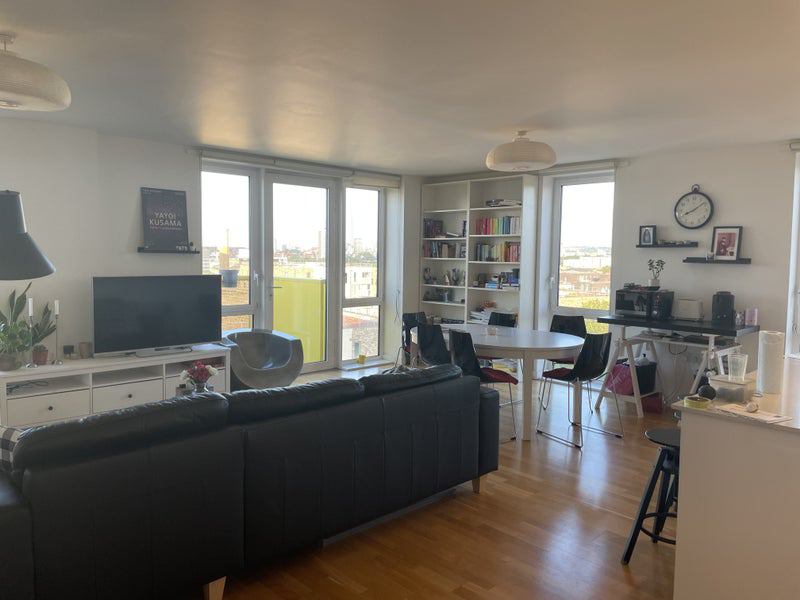 Room White Horse Lane in Greater London