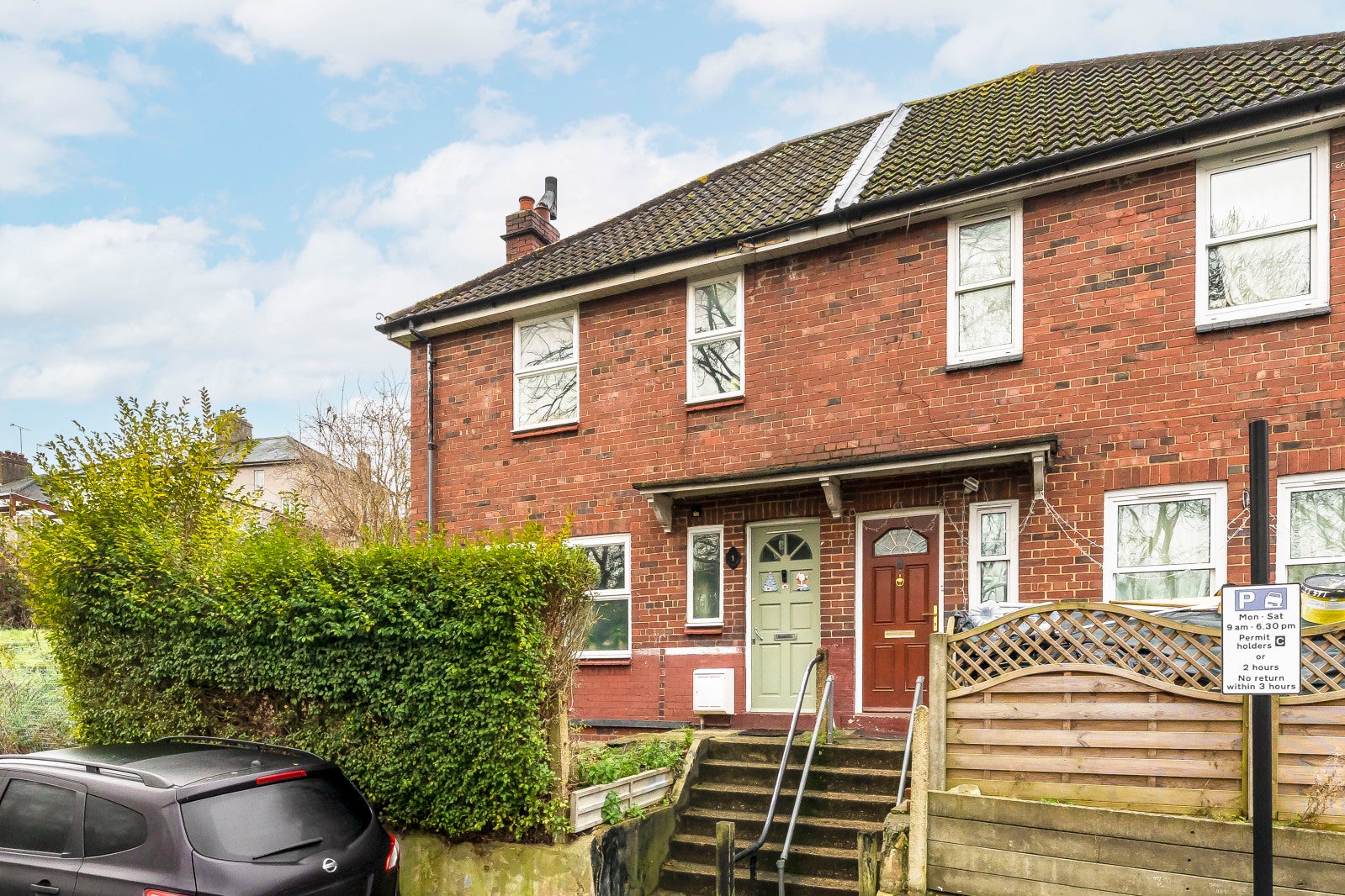 House Coxmount Road in Greater London
