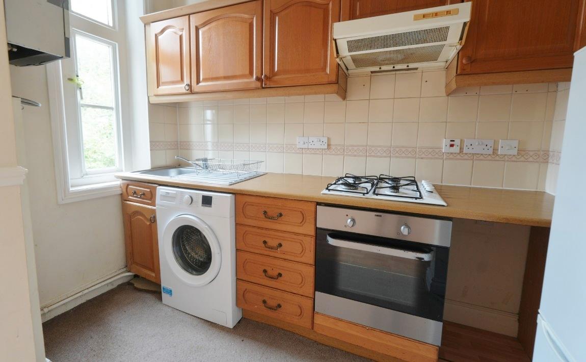 Flat Upton Park in Slough