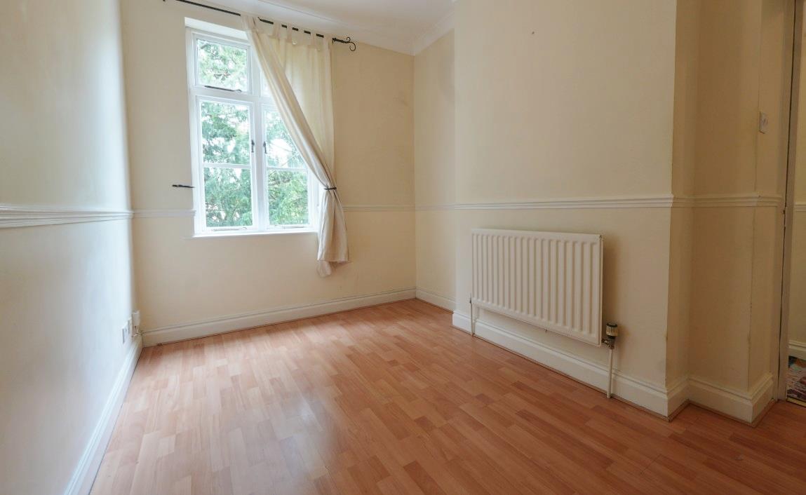 Flat Upton Park in Slough