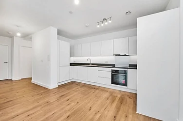 Flat New Road in London