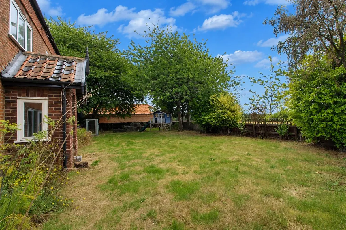 House Haveringland Road in Broadland