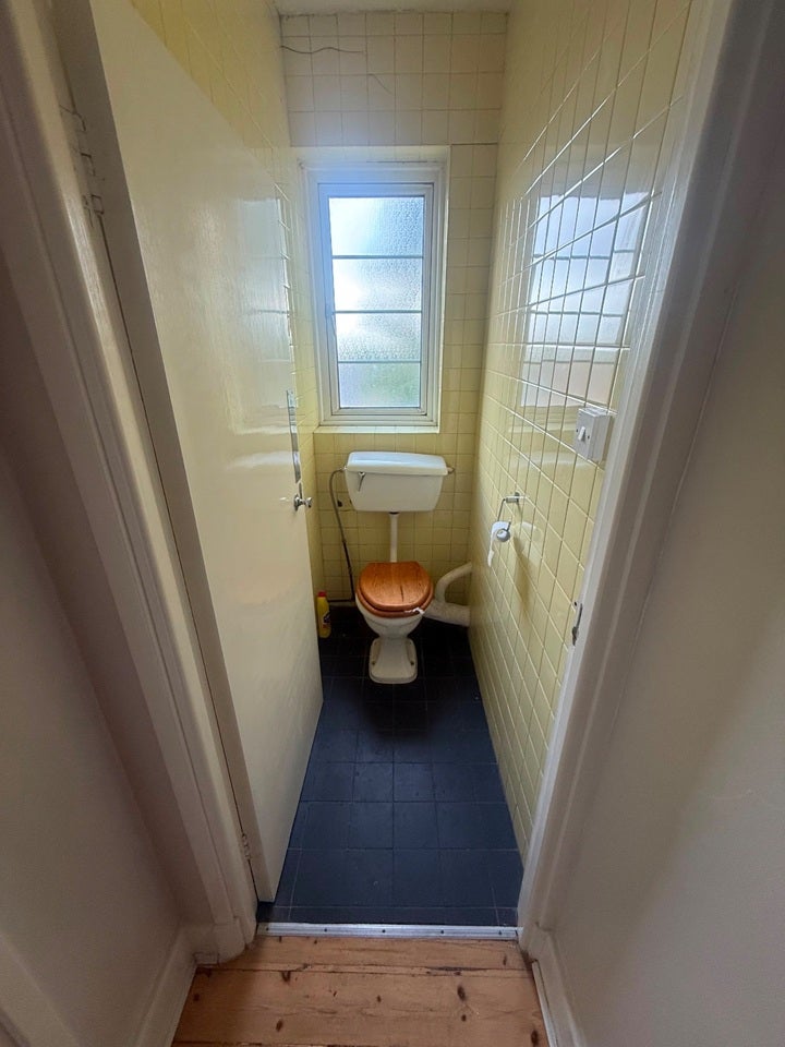 Flat Dorchester Court in Greater London