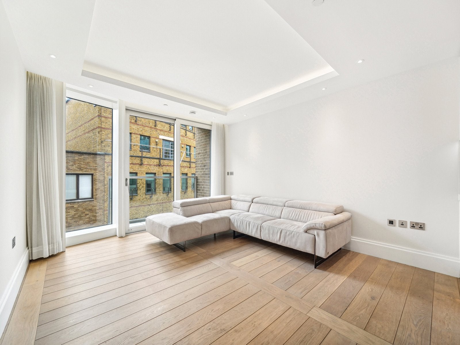 Flat Milford Lane in City of Westminster