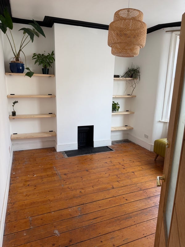 Room Horley Road in Bristol