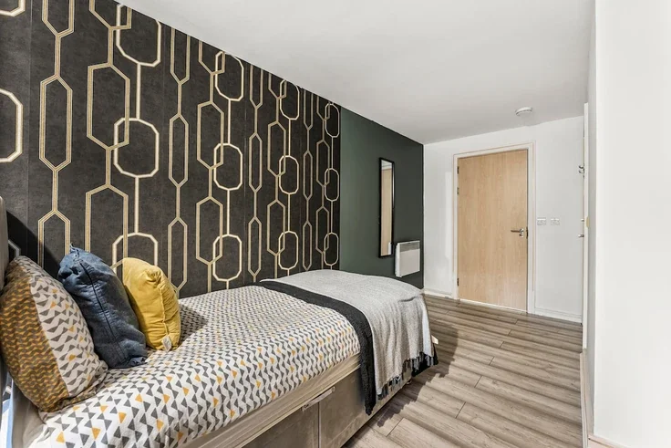 Flat Lower Ormond Street in Manchester