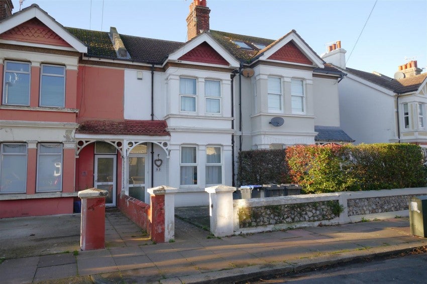 House Westcourt Road in Worthing