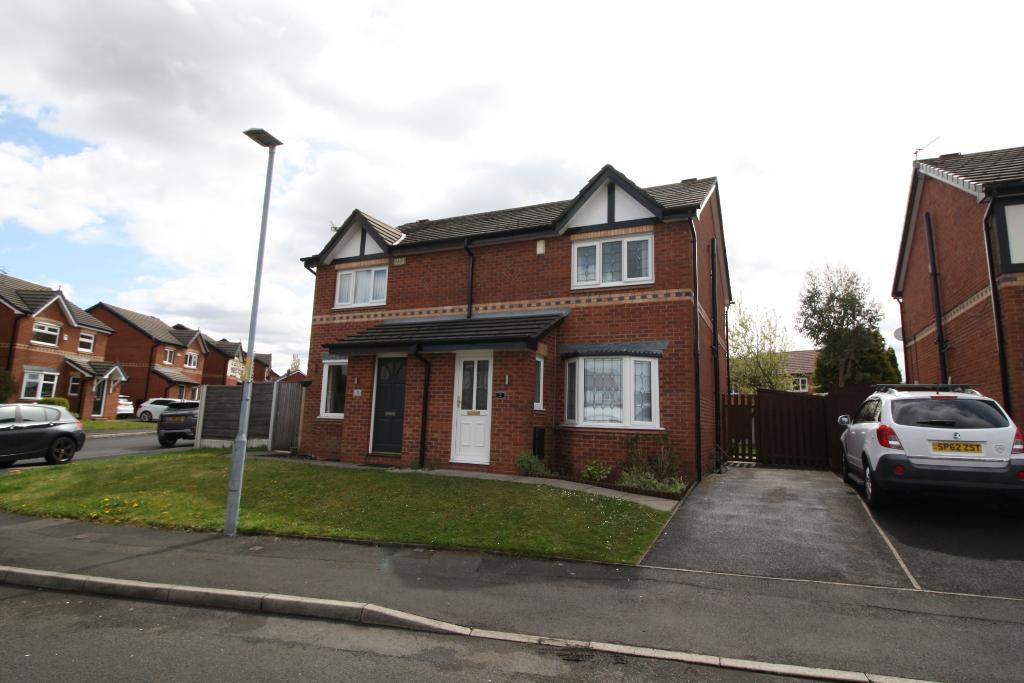 House Warwick Close in Tameside