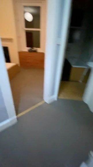 Flat Dalry Road in City of Edinburgh